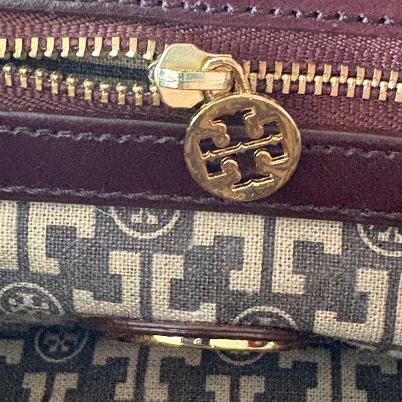 Vintage Tory Burch Leather Clutch python trim with Gold Accents - Picture 8 of 13
